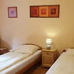 Graniczna Bombaj Jakuszyce Oda ve Kahvaltı Szklarska Poreba