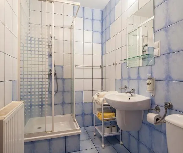 Graniczna Bombaj Jakuszyce Oda ve Kahvaltı Szklarska Poreba