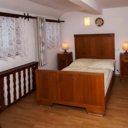 Gospoda Graniczna Bombaj Отель типа 