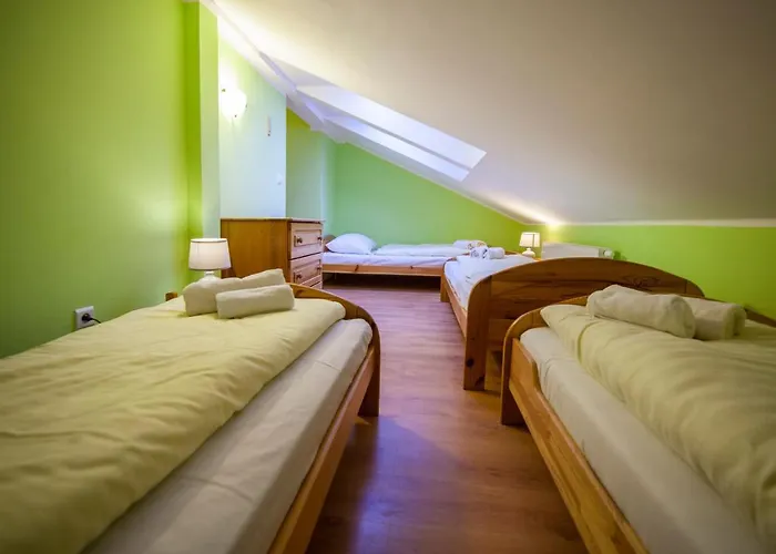 Graniczna Bombaj Nocleg ze śniadaniem *